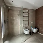 Ranuncolo 4 Apartment *