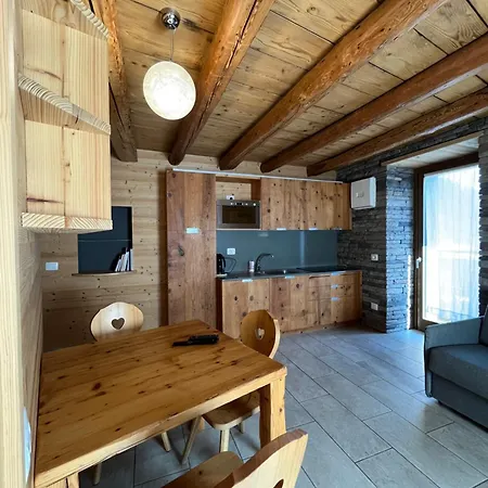 Apartmán Ranuncolo 4 *